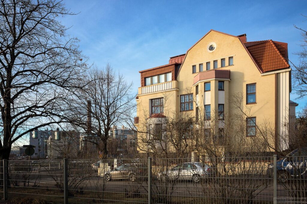 Armfeltintie 13, 00150 Helsinki saneeraus