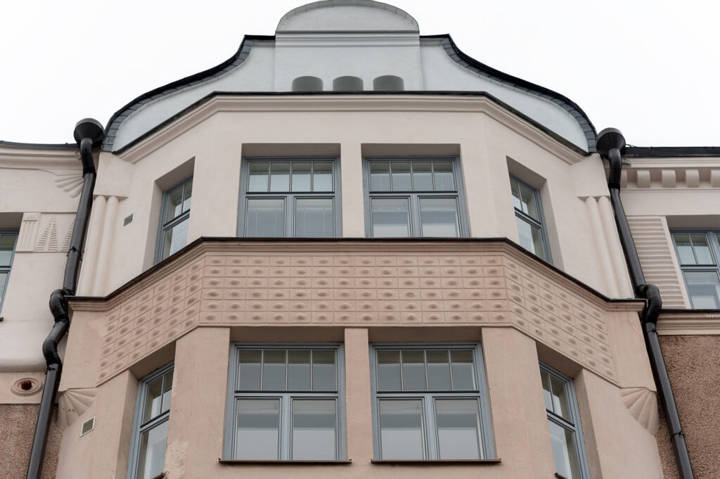 Merikatu 9 julkisivusaneeraus