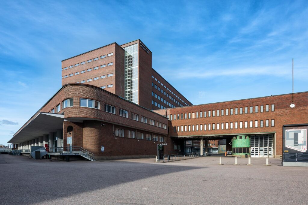 Porkkalankatu 13 saneeraustyö