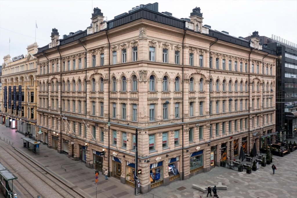 Aleksanterinkatu 19 julkisivusaneeraus