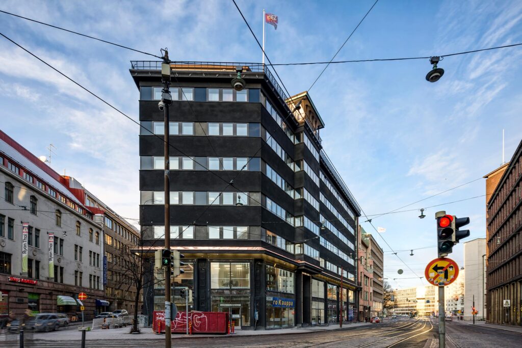 Kaisaniemenkatu 6 saneeraustyö