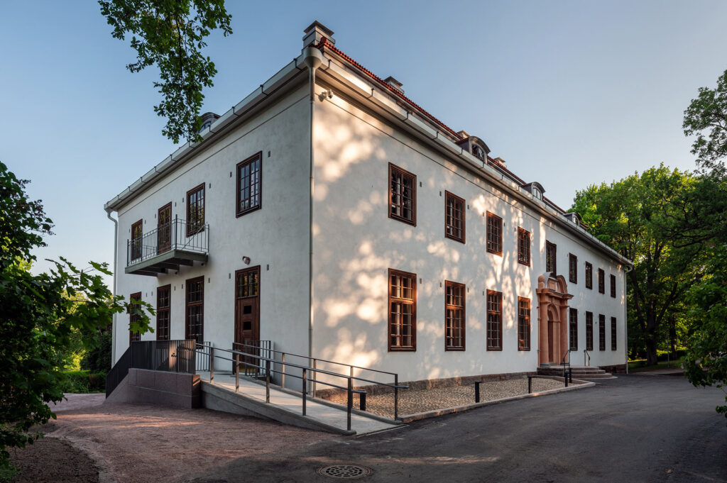 Kuninkaantie 43 saneeraus