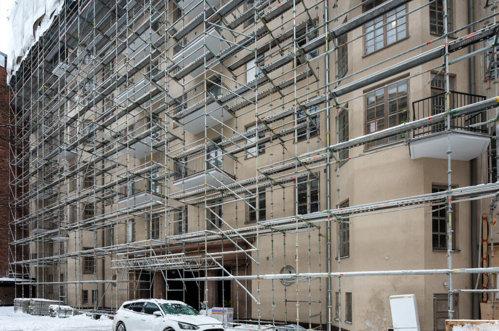 Merikatu 5 julkisivusaneeraus