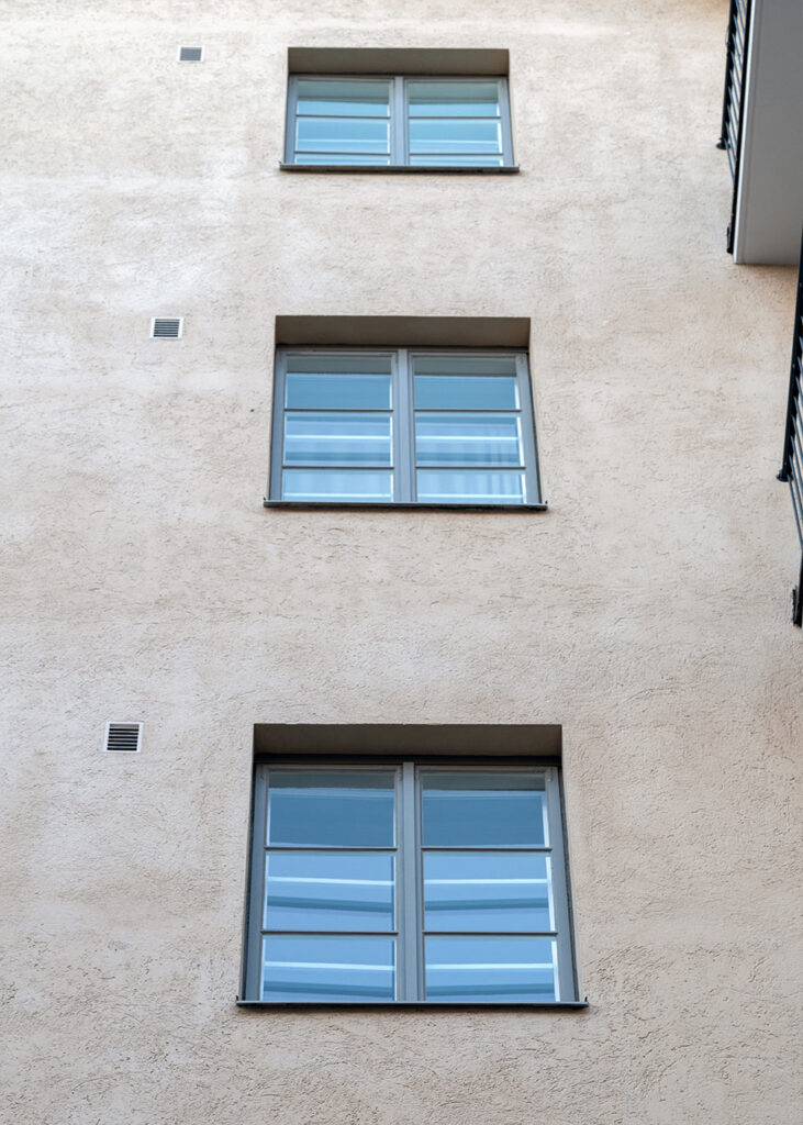 Merikatu 5 julkisivusaneeraus