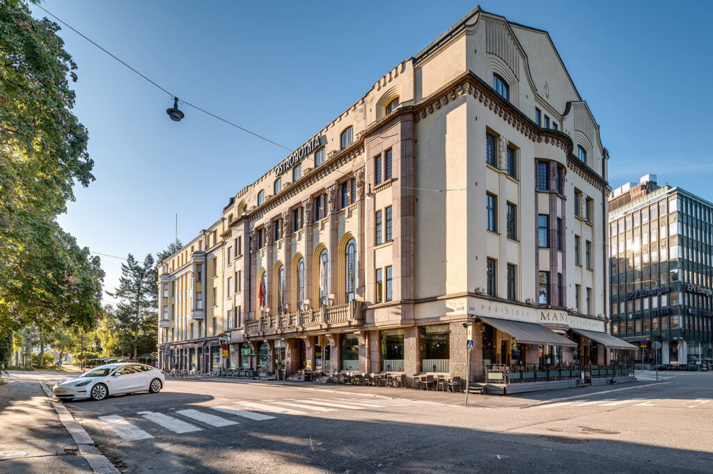 Museokatu 10 saneeraustyö