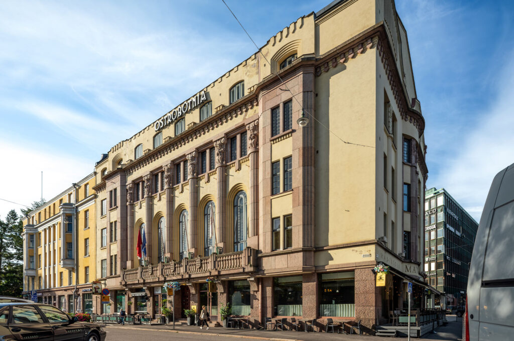 Museokatu 10 saneeraustyö