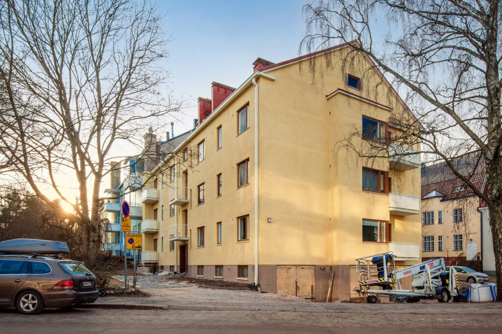 Saunalahdenkatu 6 julkisivusaneeraus