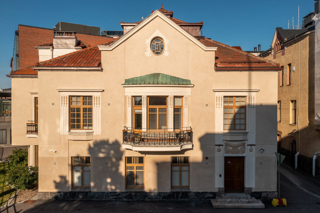 Siltavuorenpenger 7 julkisivusaneeraus