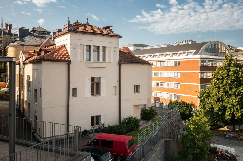 Siltavuorenpenger 7 julkisivusaneeraus