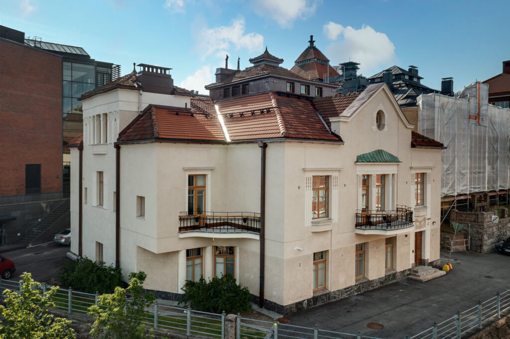 Siltavuorenpenger 7 julkisivusaneeraus