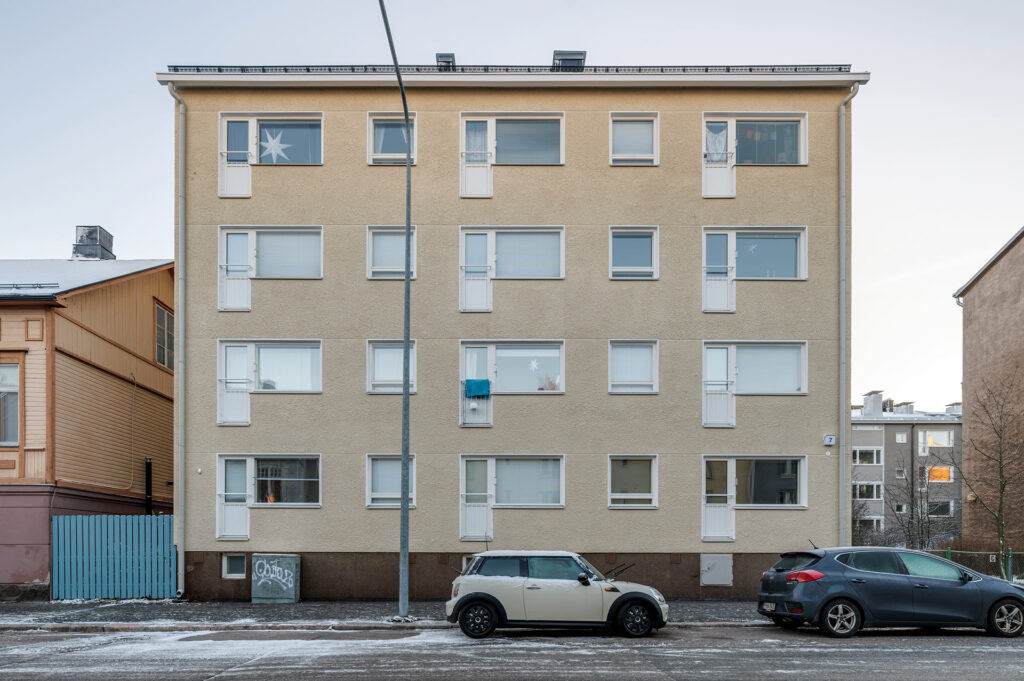 As Oy Siuntionkatu 7 julkisivusaneeraus