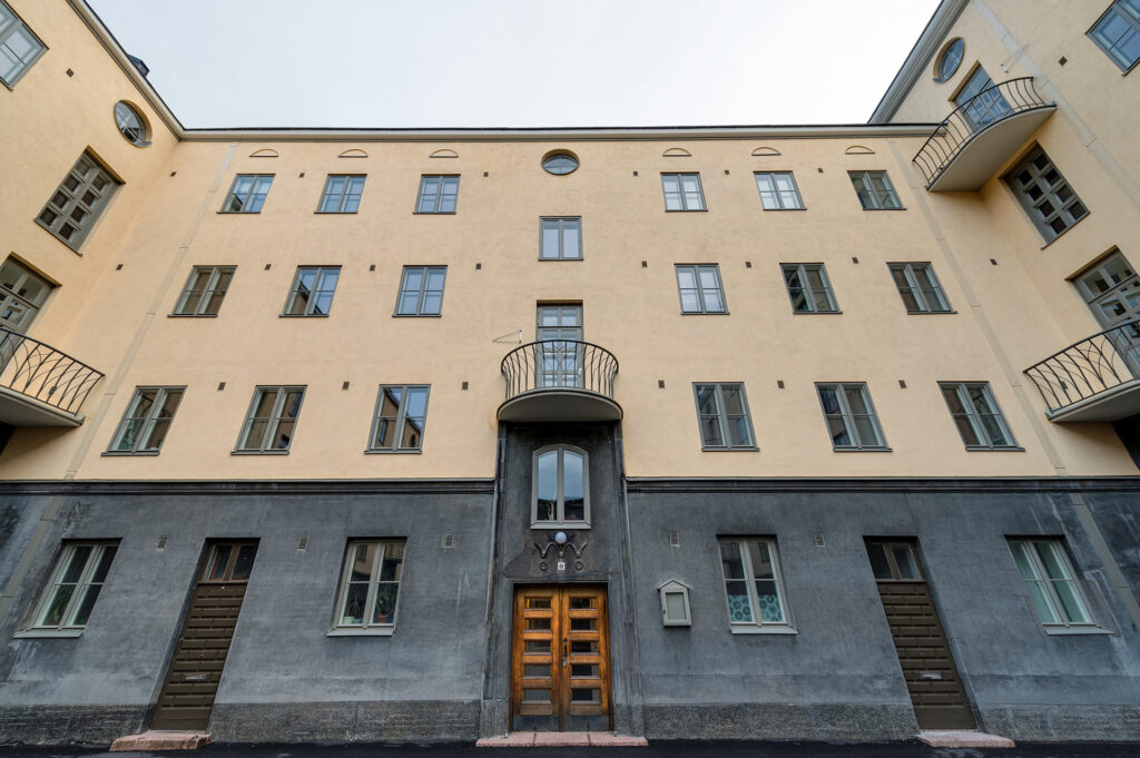 Sturenkatu 4 saneeraus