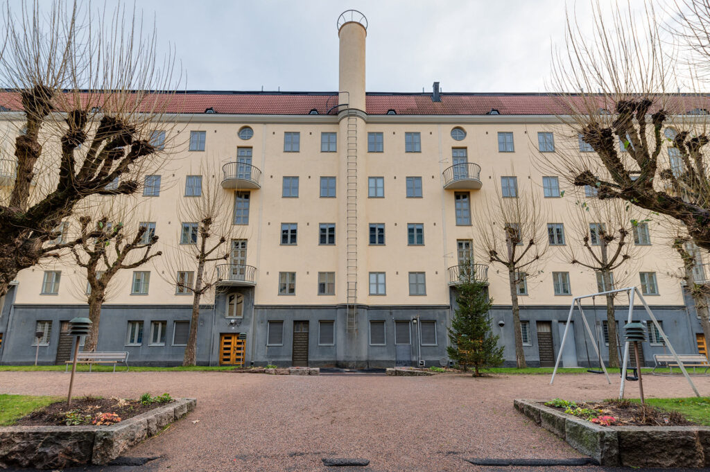 Sturenkatu 4 saneeraus