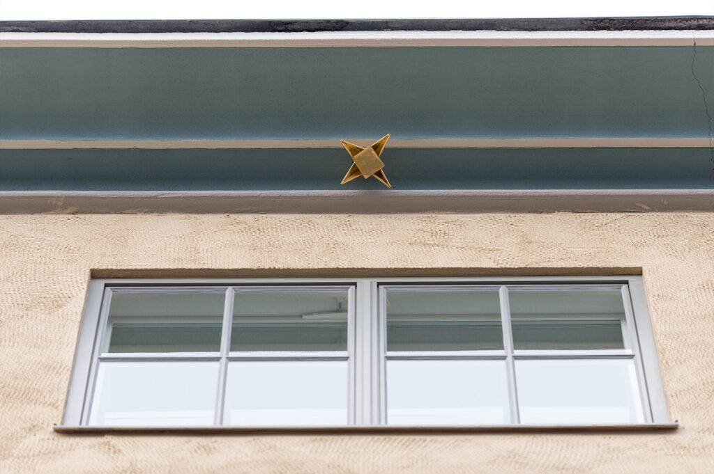 Sturenkatu 4 saneeraus