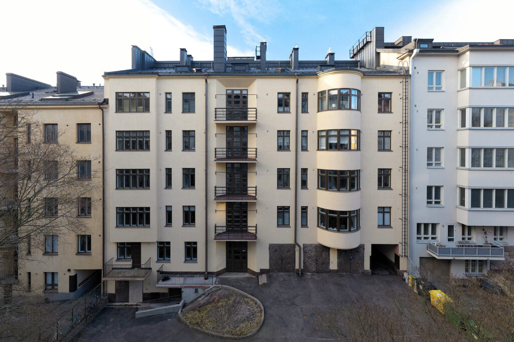 Välskärinkatu 3 Julkisivusaneeraus