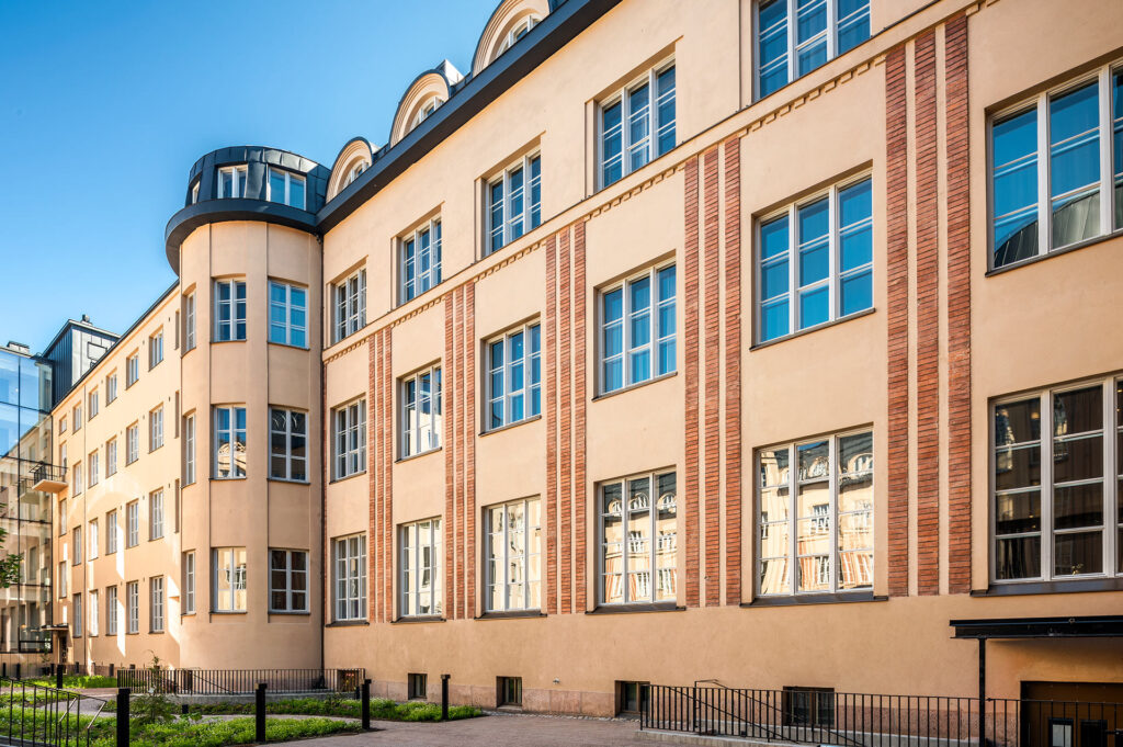 Vilhonkatu 13 julkisivusaneeraus