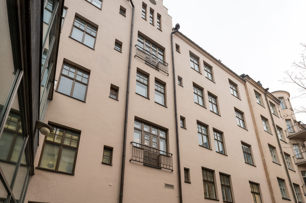 Yrjönkatu 23 julkisivusaneeraus